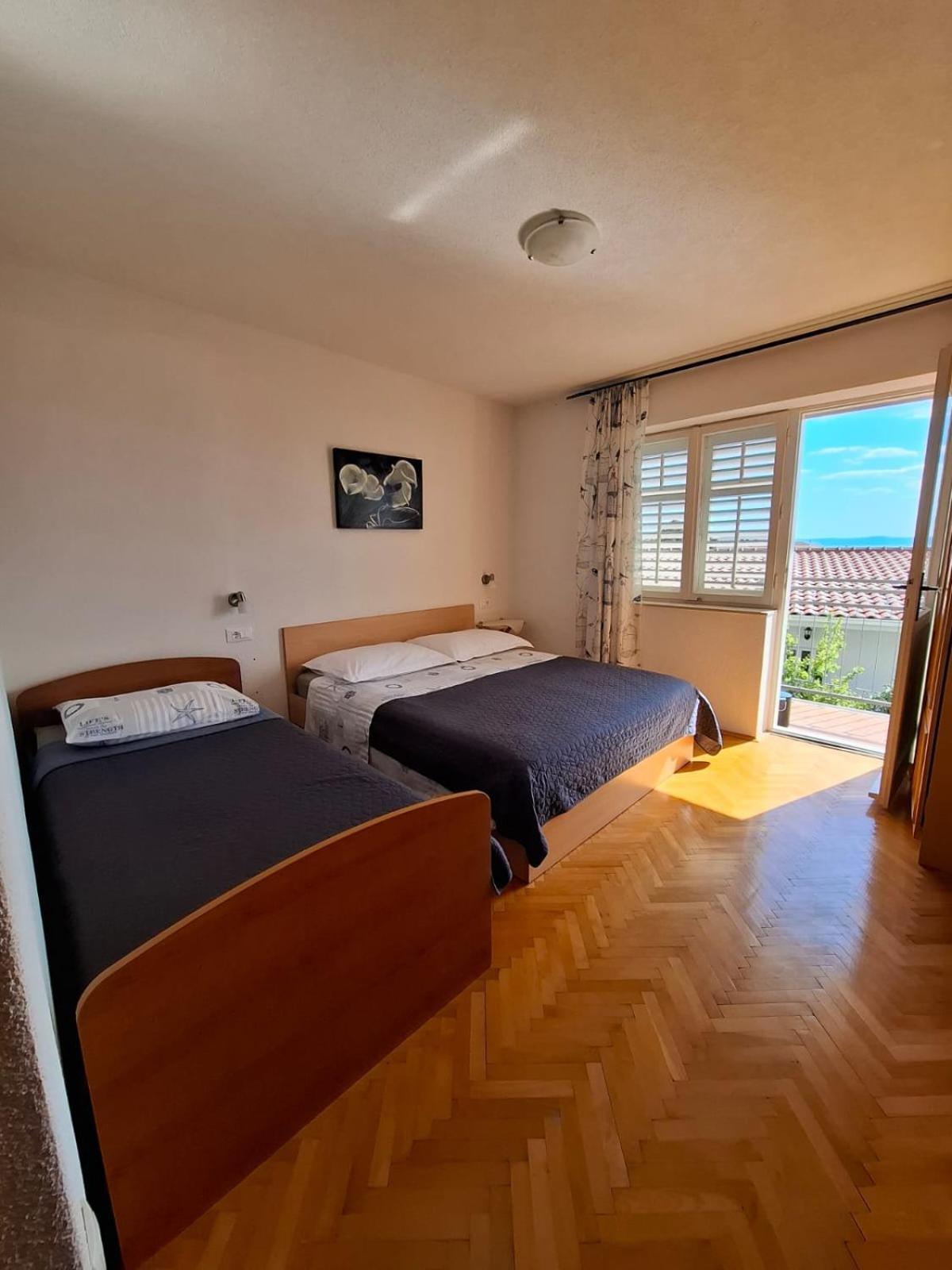 Apartmani Luka Baška Voda المظهر الخارجي الصورة