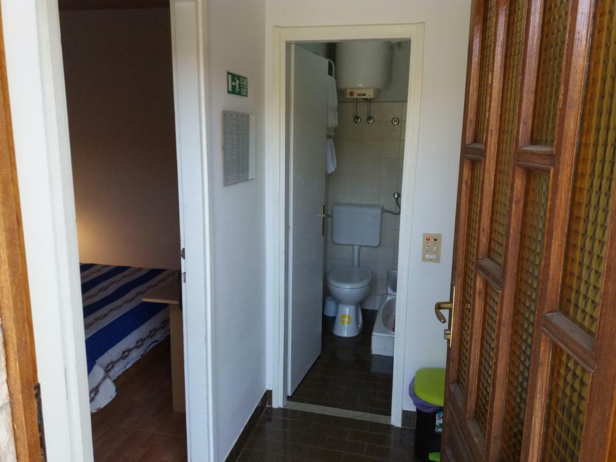 Apartmani Luka Baška Voda المظهر الخارجي الصورة